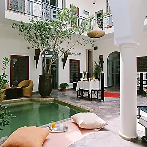 4* Riad Jardin Des Reves By La Siredrah
